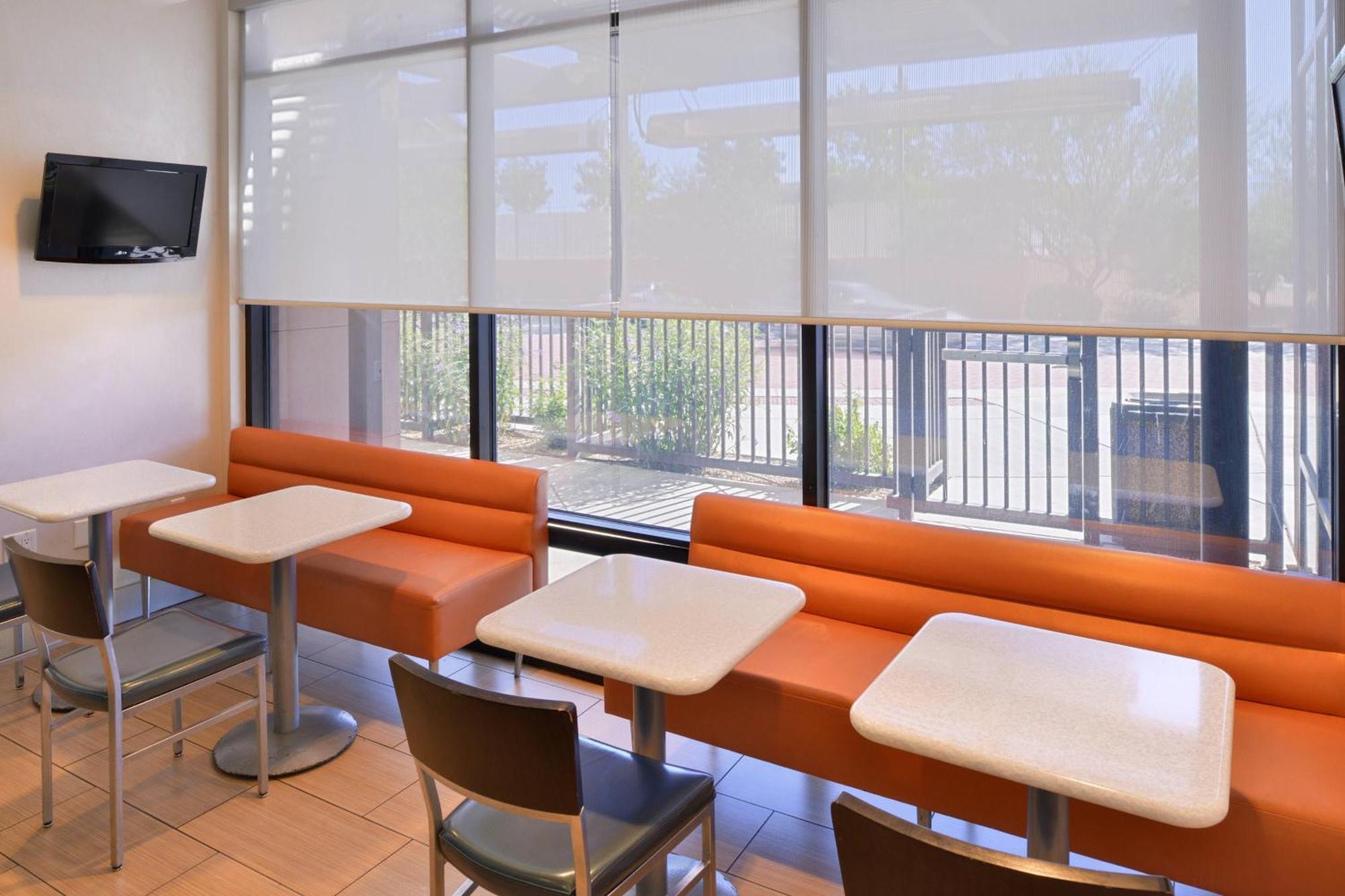 Springhill Suites Kingman Route 66 Kültér fotó